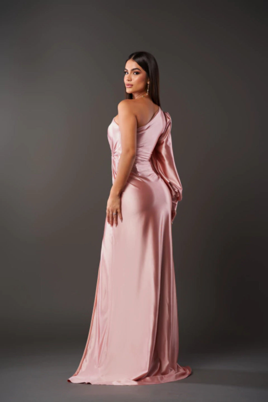 Susana - Vestido satinado elegante